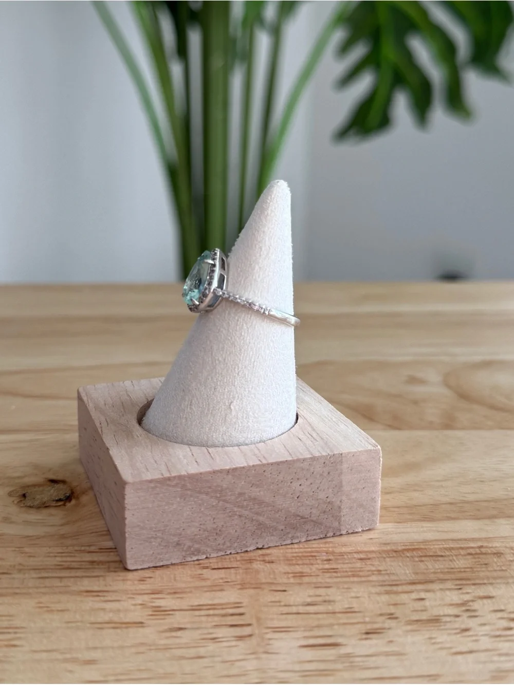 Pear Cut Aqua Blue Halo CZ Ring Size 7 Silver Tone Teardrop Statement Ring